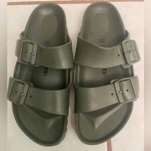 Birkenstock Arizona Essentials EVA Women’s Size 7-7.5